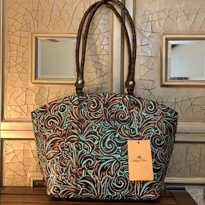 NWT Patricia Nash shoulder bag!